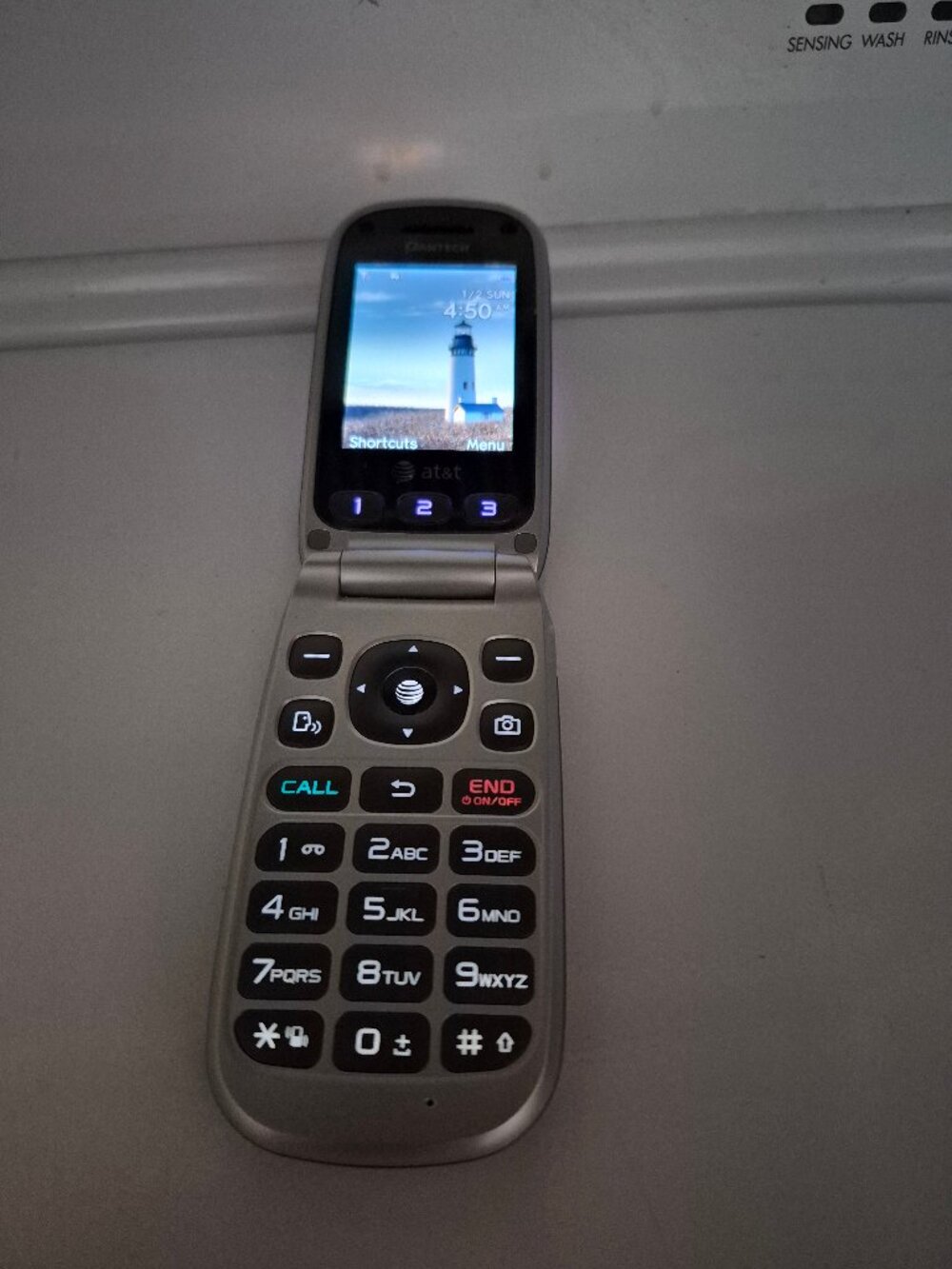 PANTECH P2030-flip phone-unlocked